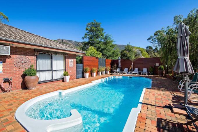 Golden Chain Country Plaza Motel Halls Gap Eksteriør billede